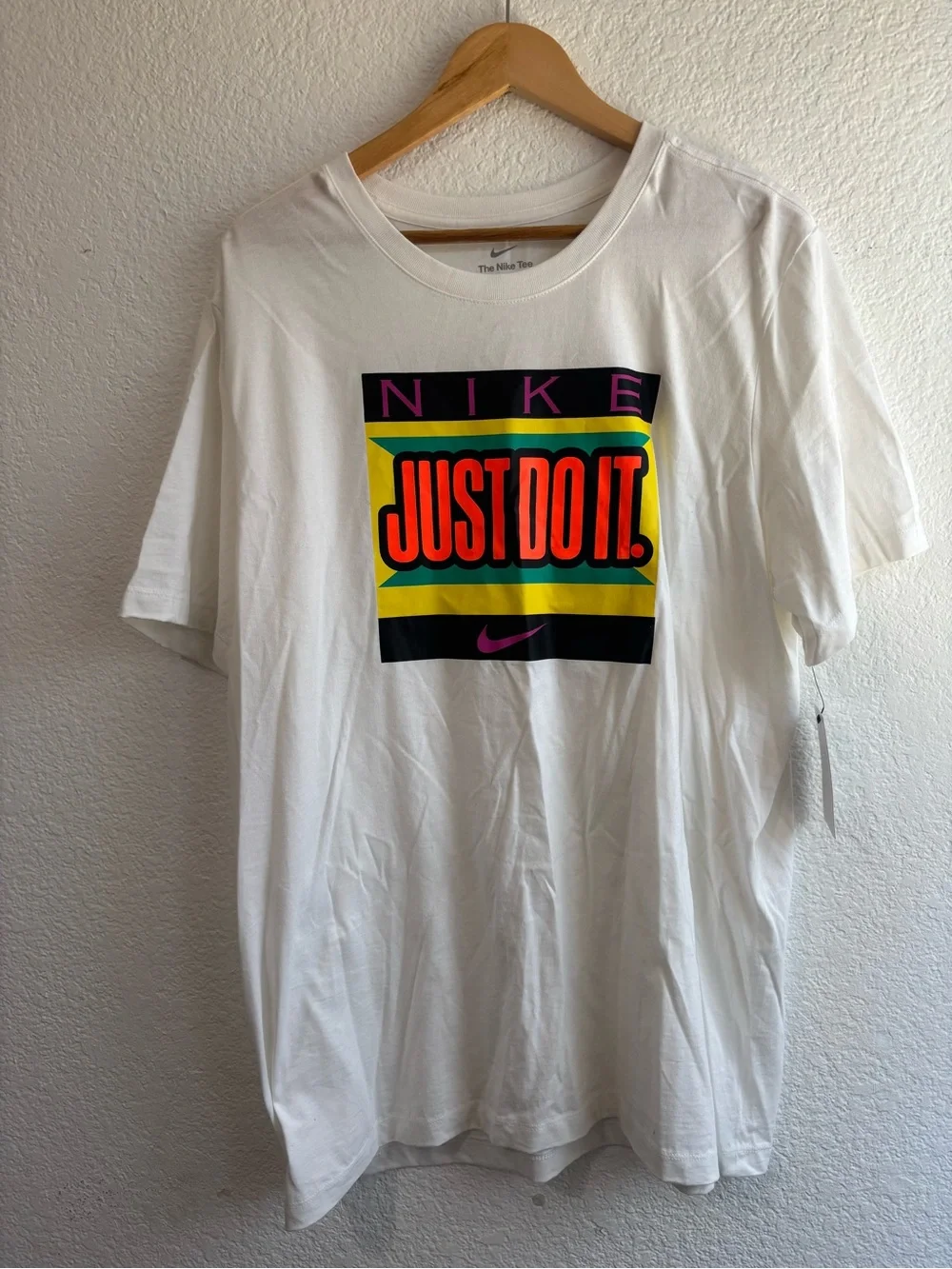 Nike Graphic Tee Men’s Size XL White New